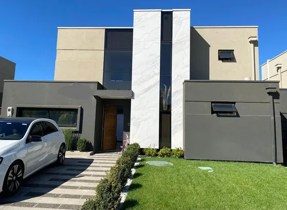 Moderna Casa En Condominio Belo Horizonte, Temuco