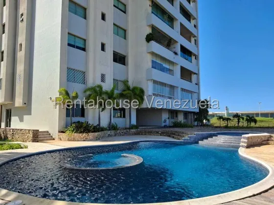 En Venta Bellísimo Y Amplio Apartamento, Maneiro, Isla De Margarita. Cao