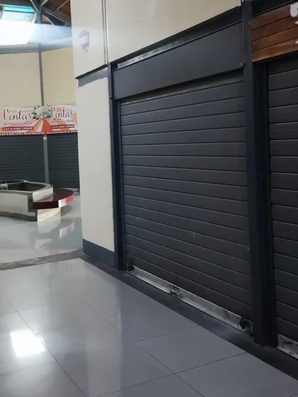Inmobiliaria Jr Alquila Local Cc Metromarket Aseo Y Condominio Bajos Económicos Ubicación Top Av Principal Don Julio Centeno Alto Trafico Zona Comercial Venta Repuestos Servicios Mercancía Productos