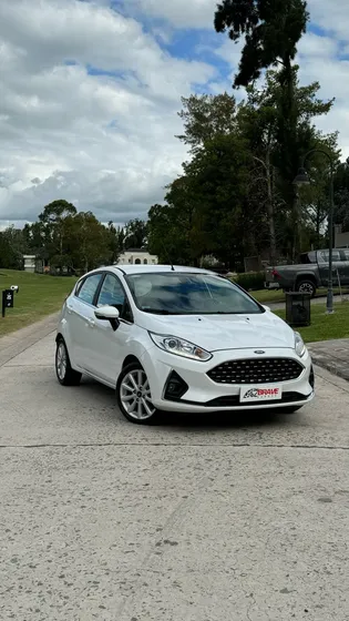 Ford Fiesta Kinetic 1.6 Se Plus Powershift 120cv