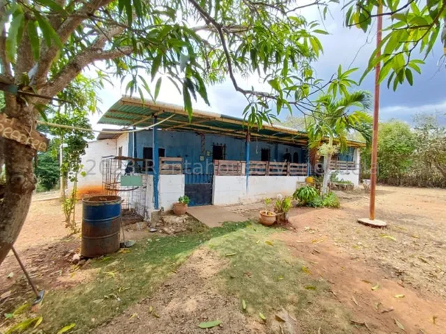 Milagros Inmuebles Casa Venta Barquisimeto Lara Zona Norte El Cuji Economica Residencial Economico Código Inmobiliaria Rent-a-house  24-10335