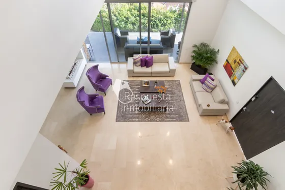 Vendo Exclusiva Casa Medellin  Via Las Palmas  Sector Chuzcalito 