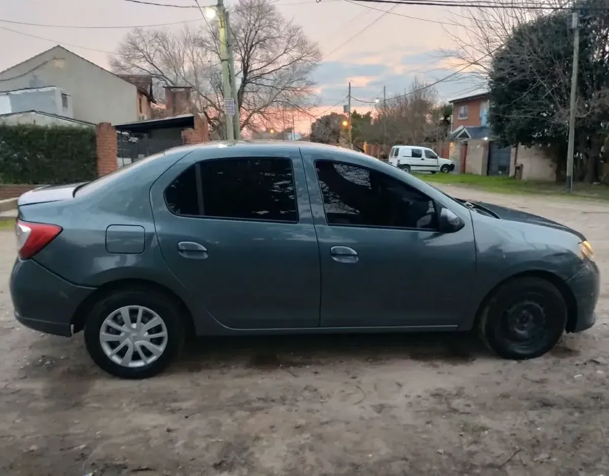 Renault Logan 1.6 Expression 85cv Nac569032595515658242