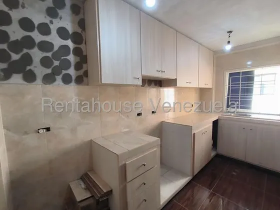 Apartamento En Venta La Victoria Resd Juan Pablo Ii 25-10778 Apd