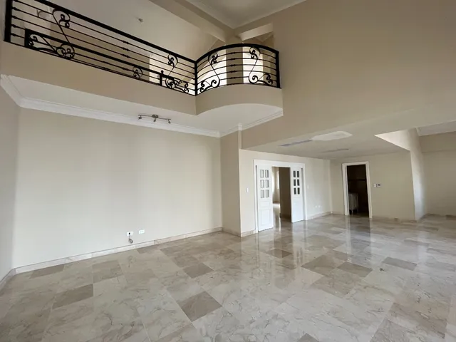 Apartamento En Alquiler En Piantini Tipo Ph De 4 Habitaciones