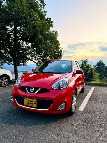 Nissan March 1.6 Active +