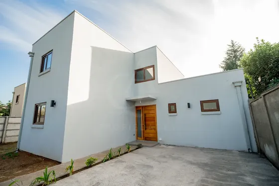 Casa En Venta, Parcelas Parque Universitario, Talca.
