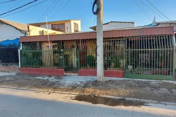 Casa En Melipilla, Excelente Estado Y Precio