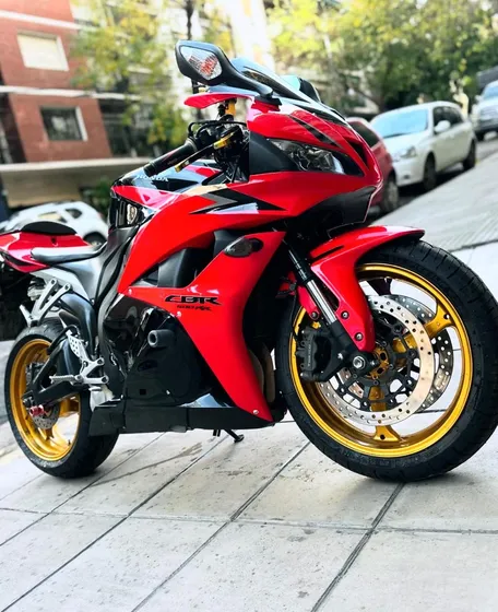 Honda Cbr 600rr 2010 Permuto X Kawasaki Z900