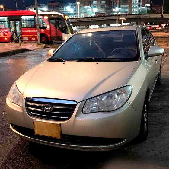 Hyundai Elantra 2.0 Gls 4 P