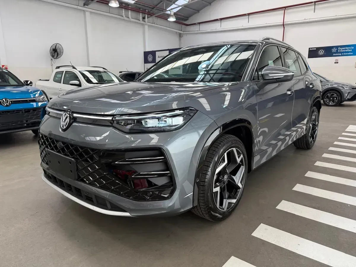 Volkswagen Tiguan 1.4 250 TSI R-Line 150 HP DSG7