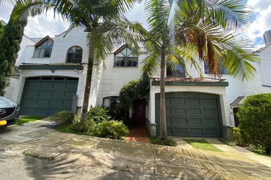 Casa En Venta En Los Balsos. Cod V501342