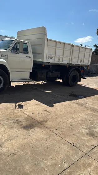 Ford 7000 Año 92 Muy Original Carrocería Vivuelco Impecable