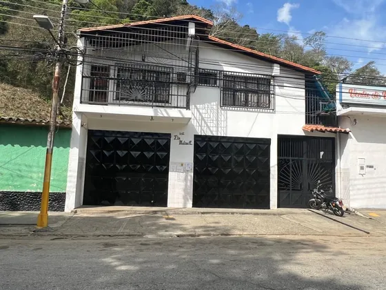 Oficinas En Alquiler. Santa Cruz De Mora. Merida