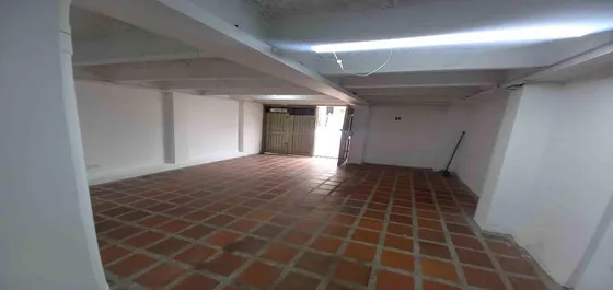Local En Arriendo En Chipre/manizales  (279060835).