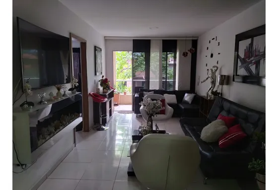 Vendo Apartamento Cerca Al Parque De Bello-c.útil-parqueadero