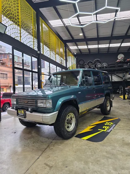 Chevrolet Trooper 2.6 Dlx