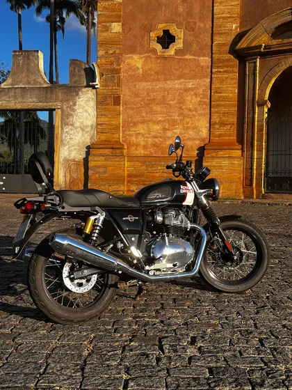 Royal Enfield Interceptor 650cc - Única Dona