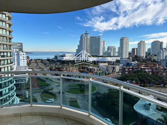 Venta Apartamento Tres Dormitorios Punta Del Este Aidy Grill Vista Al Mar