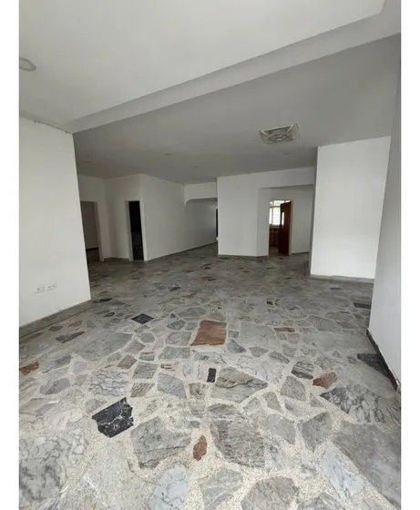 Se Vende Casa En El Barrio Los Profesionales 