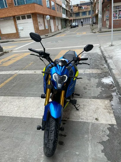 Moto Venom 250 Segundo Dueño, Soat Y Tecnomecanica Al Dia.