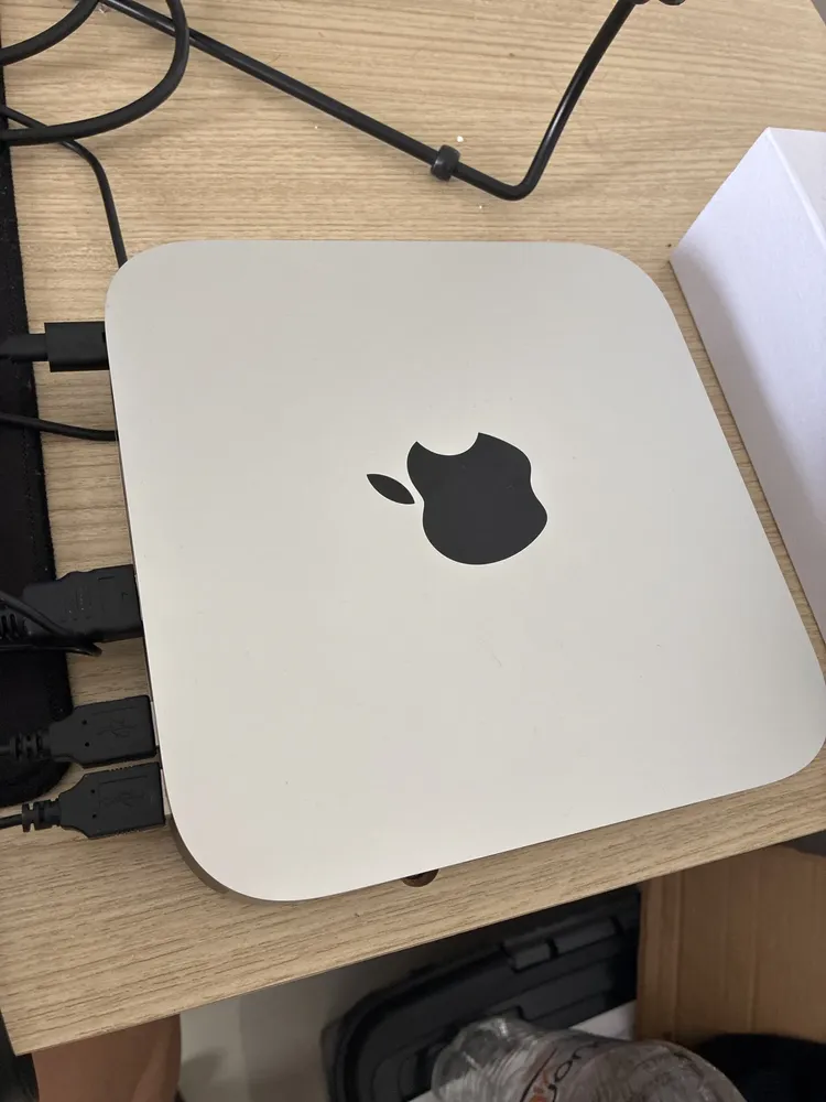 Mini PC Apple Mac mini M2 - 8GB de RAM - 256GB Distribuidor