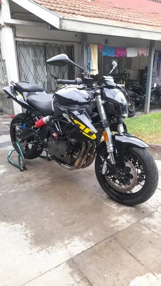 Benelli Tnt 600i