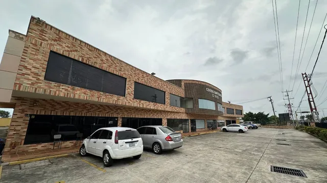 Galpón En Alquiler Con Oficinas Centro Empresarial - Av Lisandro Alvarado 275437 Mm