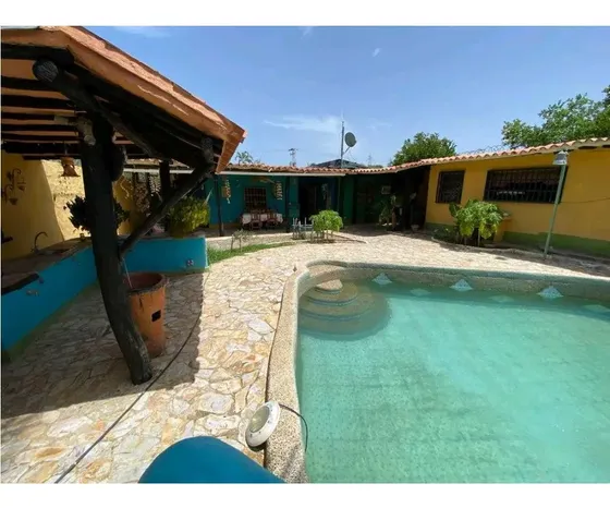 Venta De Amplia Casa En Porlamar, Isla De Margarita, Bv