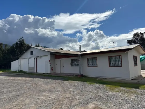 Arriendo Bodega Y Oficina Curacaví 