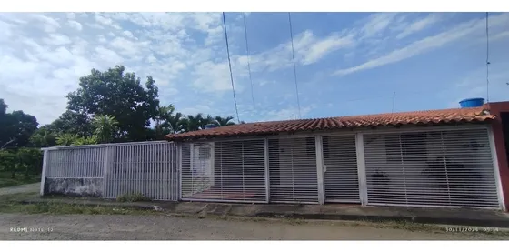 Casa En Urb. Altos De La Colonia Ve21-108ac-lfer