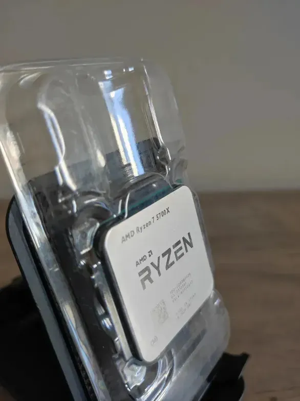 Processador Amd Ryzen 7 5700x 100-100000926wof De 8 Núcleos E 4.6ghz