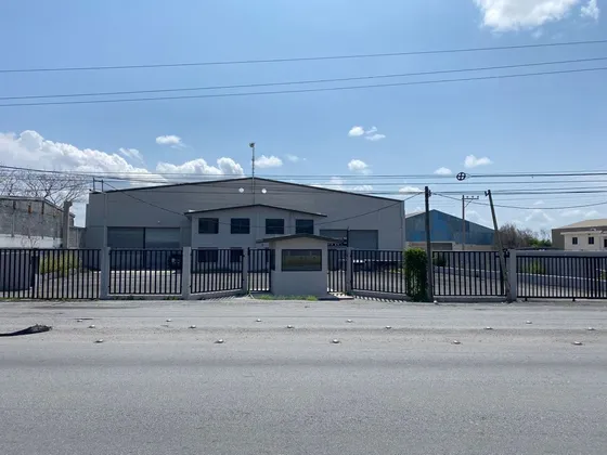 Bodega En Renta En Carretera A Colombia En Salinas Victoria
