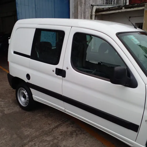 Peugeot Partner 1.6 Hdi Furgon Confort 92