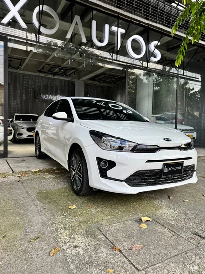 Kia Rio 1.4 Vibrant Hb 5 P