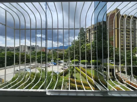 Hbr. La Bonita Apartamento Remodelado. Piso 2. Excelente Vista. Clima De Montaña.