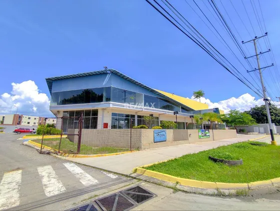 Hortiz En Venta Local Comercial En Cuidad Alianza, Guacara 70m2 En Obra Gris C.c. Prisma  277264