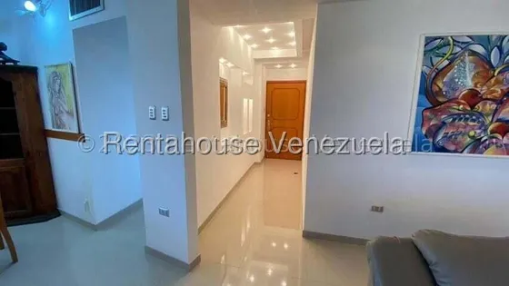 Apartamento En Alquiler Amoblado  En Avenida Moran Zona Este Barquisimeto Jrh 