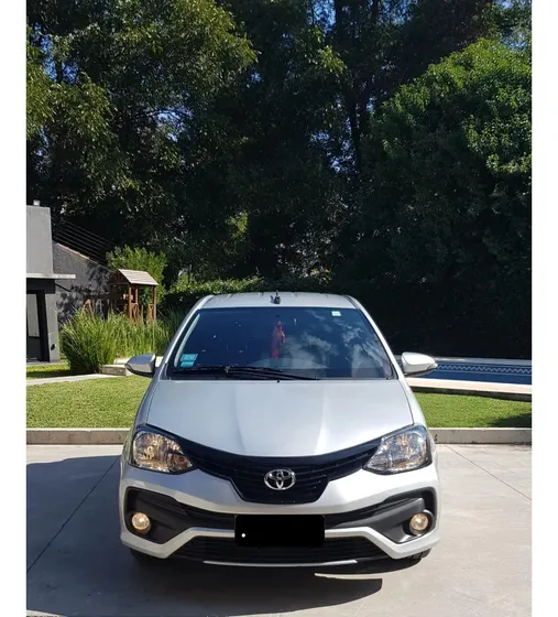 Toyota Etios Xls Pack 5 Puertas Manual