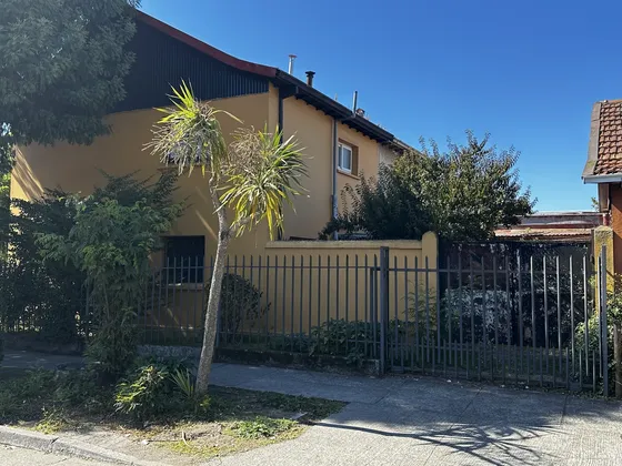 Excelente Casa Remodelada Para Oficina O Empresa