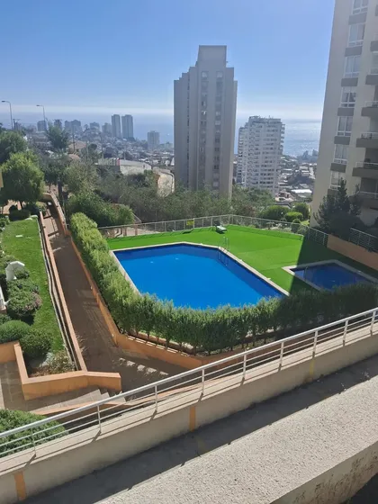 Departamento En Condominio Recreo