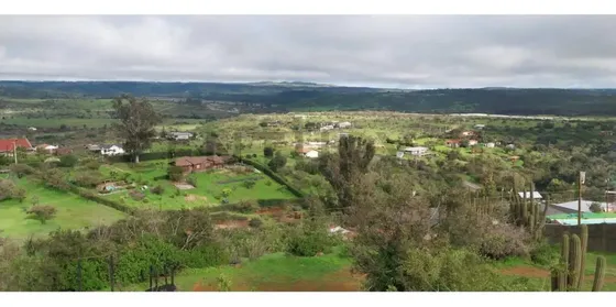 Parcela De 5.486 Mt2 I Casa Y Piscina Incluídas