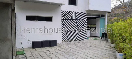 Venta Bella Y Moderna Casa En Caicaguana #25-16730 Ijp