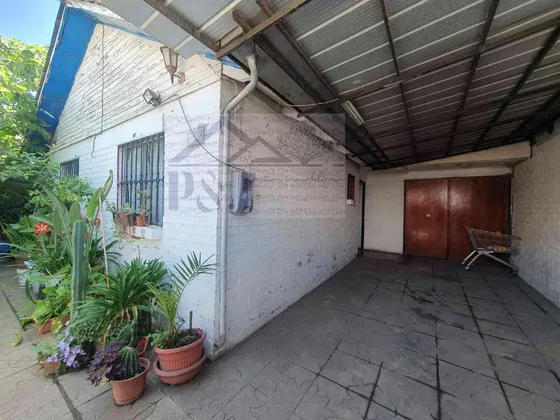 Se Vende Amplia Y Acogedora Casa Aislada 3d 2b Maipú