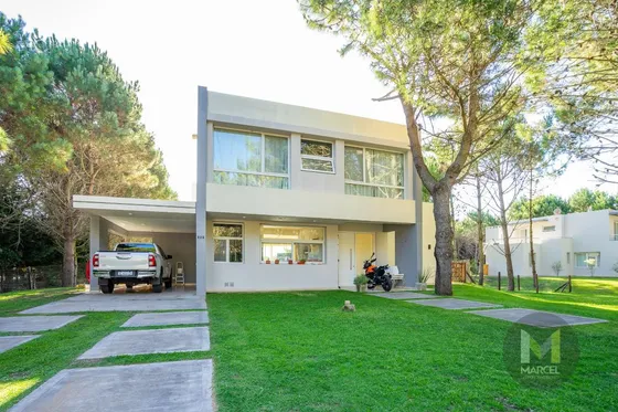 Casa En Venta 5 Ambientes Pinamar La Herradura