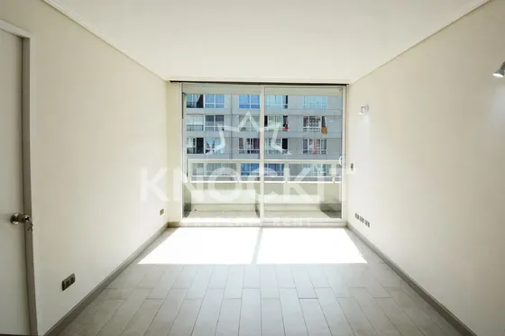 Arriendo Dpto Con Balcón 2d1b Sta Petronila Estación Central