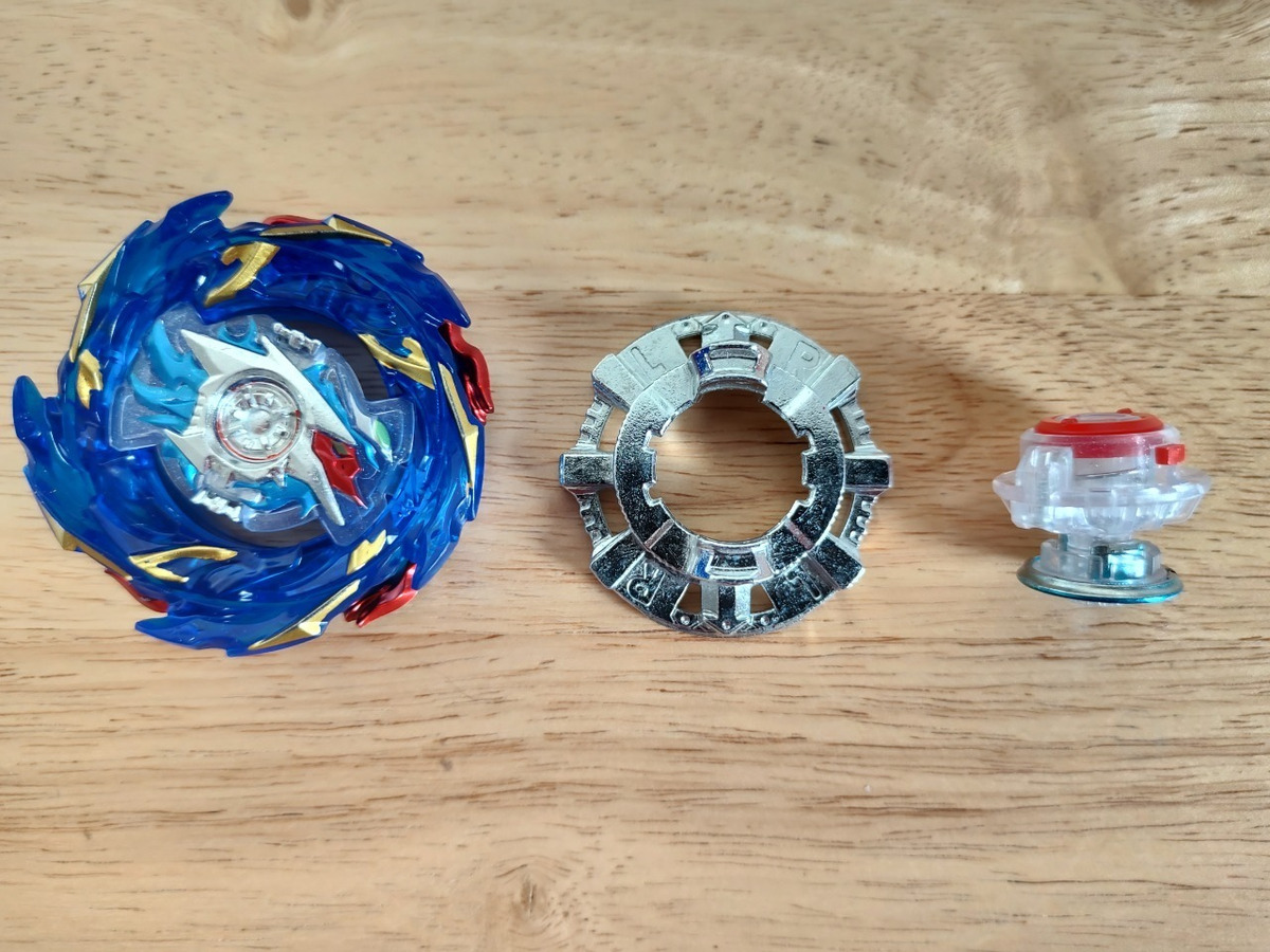 beyblade burst sparking helios volcano beyblade burst sparking helios volcano