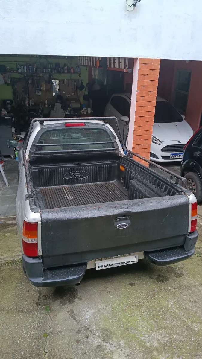 Ford Courier 2003 1.6 L 2p — foto 3