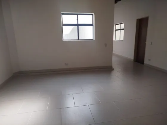Hermosa Casa De Tecer Piso En Venta Sector De Prado Centro (calle Sucre)