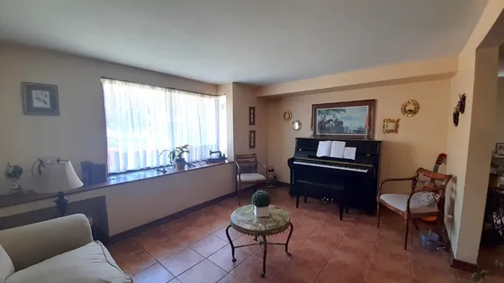 Linda Casa En Sector Residencial Condominio Maipu